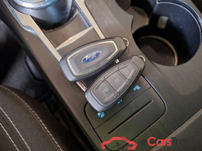 FORD KUGA / 2019 / 5P / SUV 2.5 BENZINA PHEV 225CV 2WD TIT.BUS. AUT #6