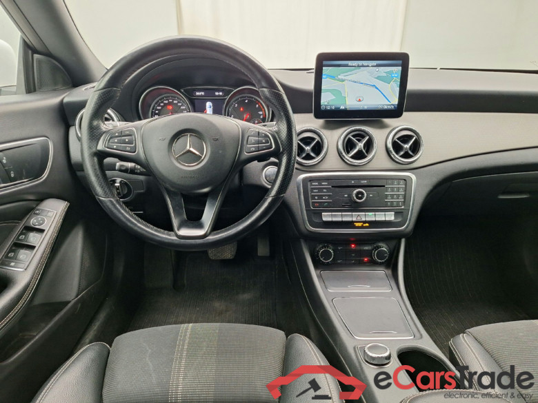 Mercedes CLA 200d SB AMG Aut. LED Navi 1/2 Sport-Leather KeylessGo Klima PDC ... #6