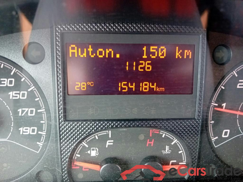 PEUGEOT Boxer / 2014 / 4P / furgón 335 L2 H2 BHDI 103kW (140CV) S&S 6 V. M #5