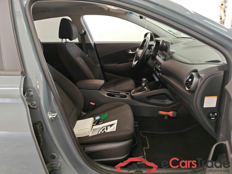 Hyundai KONA 1.6 GDI HEV Fashion 5d #3