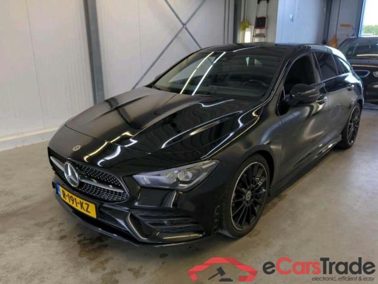 MERCEDES-BENZ CLA-klasse Shooting Brake 180 AMG Line #1