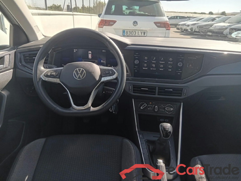 VOLKSWAGEN Polo / 2021 / 5P / berlina con portón Life 1.0 TSI 70kW (95CV) #3