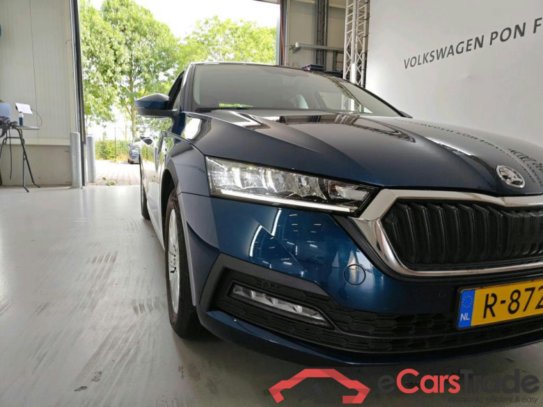 SKODA Octavia 81 kW #4