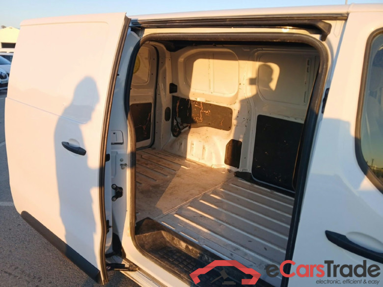 PEUGEOT Expert / 2016 / 4P / furgón Furgón BlueHDi 100 S&S 6v Standard #4