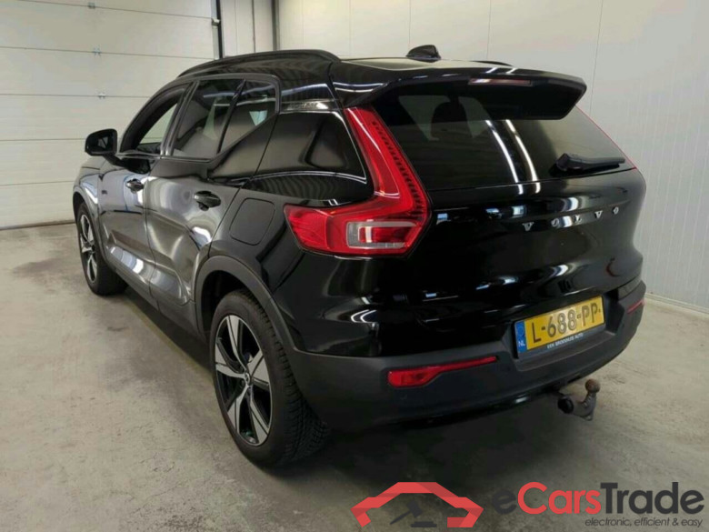 VOLVO XC40 Recharge P8 AWD RDes #6