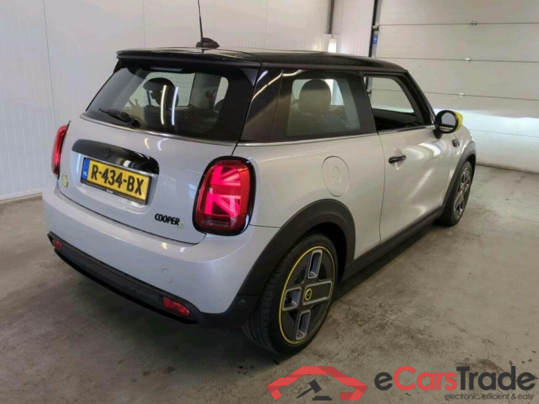 Mini Electric MINI Yours 33 kwh #2