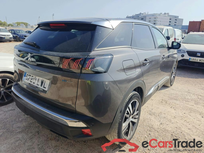 PEUGEOT 3008 Hybrid / 2020 / 5P / todoterreno 225 e-EAT8 Allure (AC2) #2