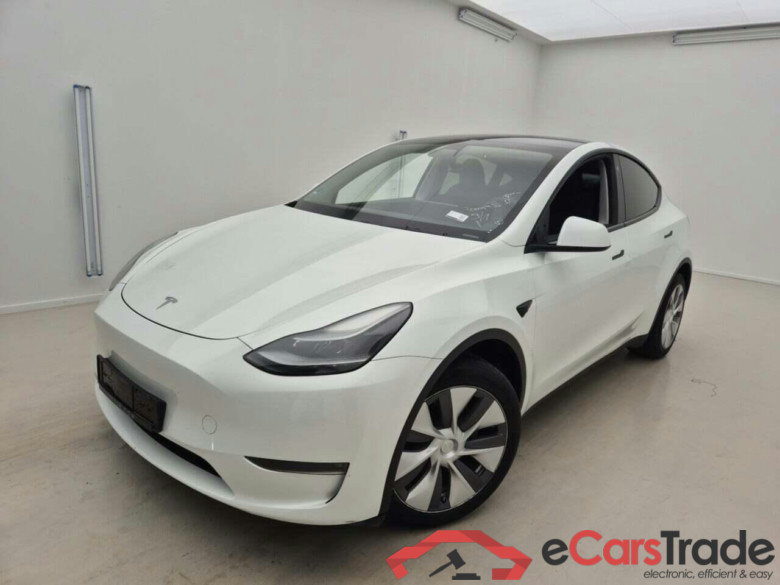 Tesla Model Y 75KWH Long Range Autopilot