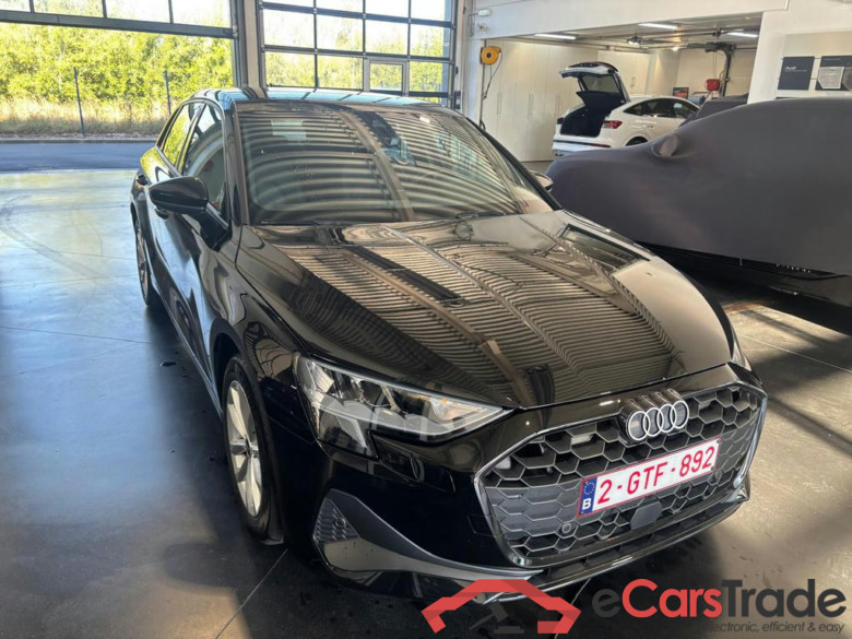 AUDI A3 Sportback Sportback 30 TFSI Attraction Attraction #2