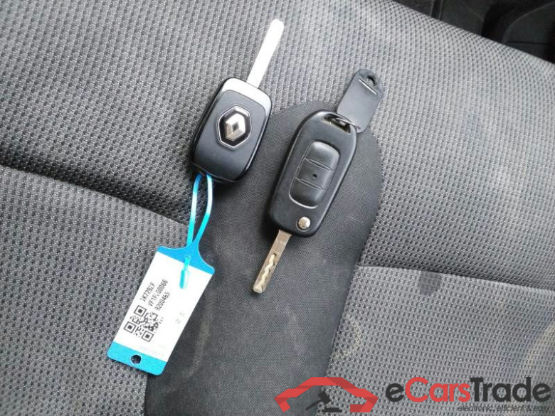 RENAULT TRAFIC / 2021 / 4P / FURGONE FG L2 H1 T30 DCI 110 ICE #1