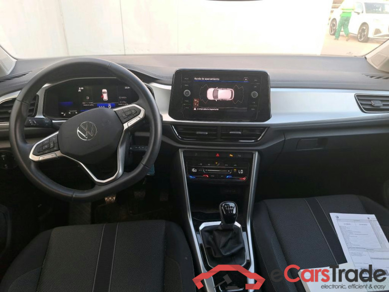 VOLKSWAGEN T-Roc / 2021 / 5P / todoterreno Life 1.0 TSI 81kW (110CV) #3