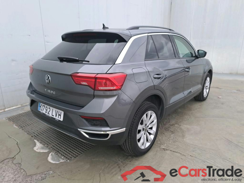 VOLKSWAGEN T-Roc / 2017 / 5P / todoterreno Advance 2.0 TDI 110kW (150CV) DSG (AC2) #2