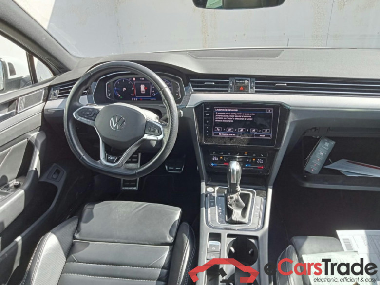 VOLKSWAGEN Passat / 2019 / 5P / familiar Variant R-Line 2.0 TDI 147kW (200CV) DSG #3