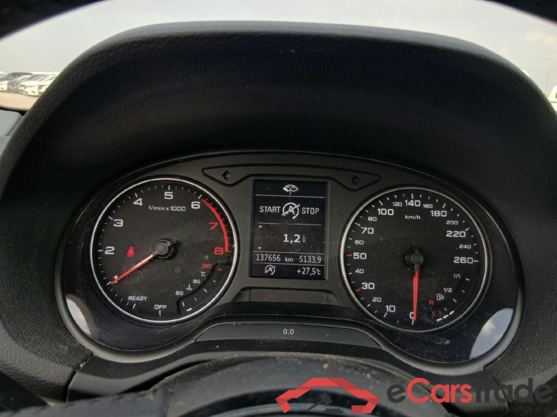 AUDI Q2 / 2016 / 5P / todoterreno Design 30 TFSI 85kW (116CV) (AC) #4