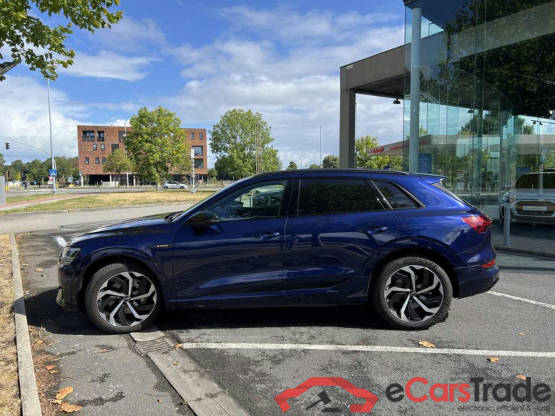AUDI e-tron 95 kWh 55 Quattro S line #1