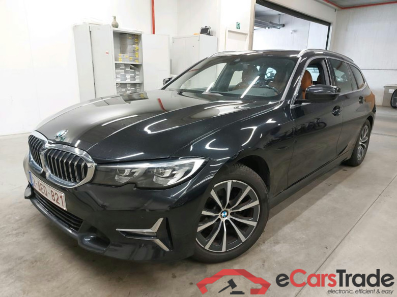 BMW - BMW 3 TOURING 318dA 136PK Luxury Business Edition & Pack Business & Nav Pro & Heated Seats & PDC Front & Rear #1