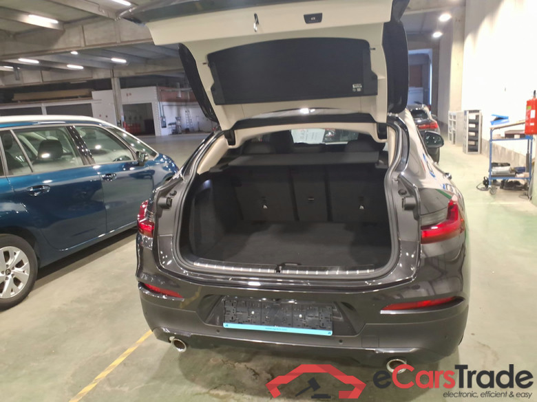 BMW X4 - 2018 2.0iA xDrive20 OPF #3