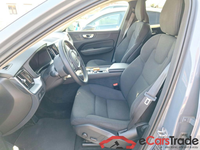 VOLVO XC60 2.0 B4 D MHEV MOMENTUM PRO AUTO #5