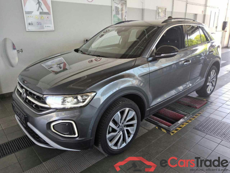 Volkswagen T-Roc (D11)(12.2021->2025) DE - SUV5 1.5 TSI EU6d, Move, (Facelift) 2022 - 2024 #1