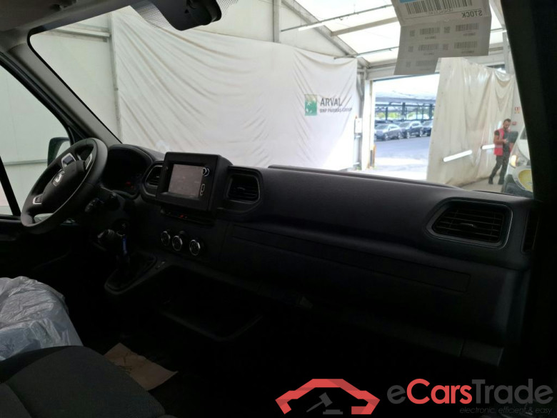 RENAULT Master / 2019 / 4P / Fourgon tôlé FG Tr GCF F3300 L1H1 Blue dCi 135 #5