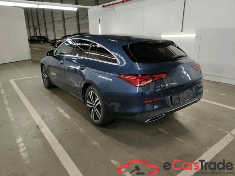 Mercedes CLA Shooting Brake CLA Shooting Brake CLA 250 e Business Solution (PHEV) 160kW/218pk  5D/P Auto-8 #3