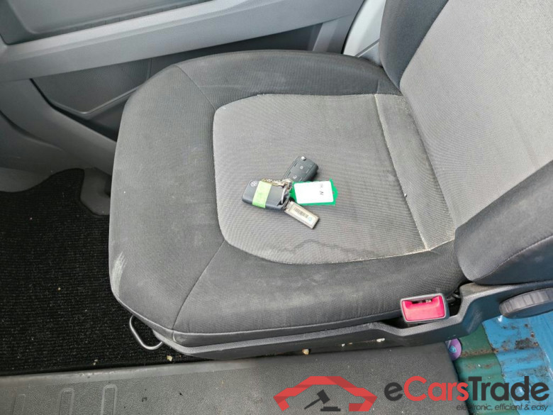 Volkswagen Crafter 35 2.0TDI 75kW L4 FWD Gesloten Laadbak #4