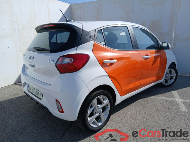 HYUNDAI i10 / 2020 / 5P / berlina con portón 1.0 Klass #2
