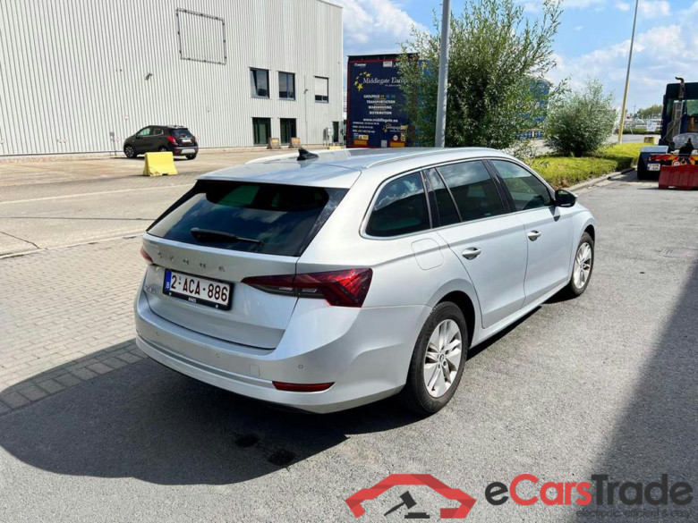 SKODA Octavia Combi Dsl Octavia SW 2.0 TDi SCR Clever DSG #3