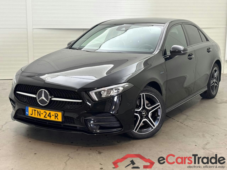 MERCEDES-BENZ A-KLASSE 250 e Business Solution AMG Limited #1