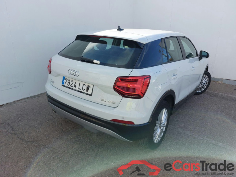 AUDI Q2 / 2016 / 5P / todoterreno Design 30 TFSI 85kW (116CV) (AC) #2