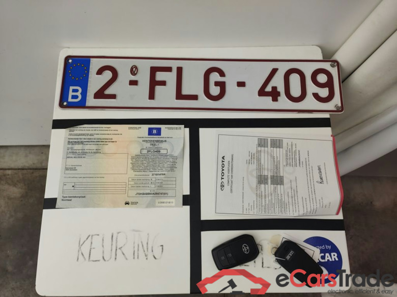 Toyota Yaris Cross 1.5 VVT-ie Hybrid Dynamic Plus CVT 5d #4