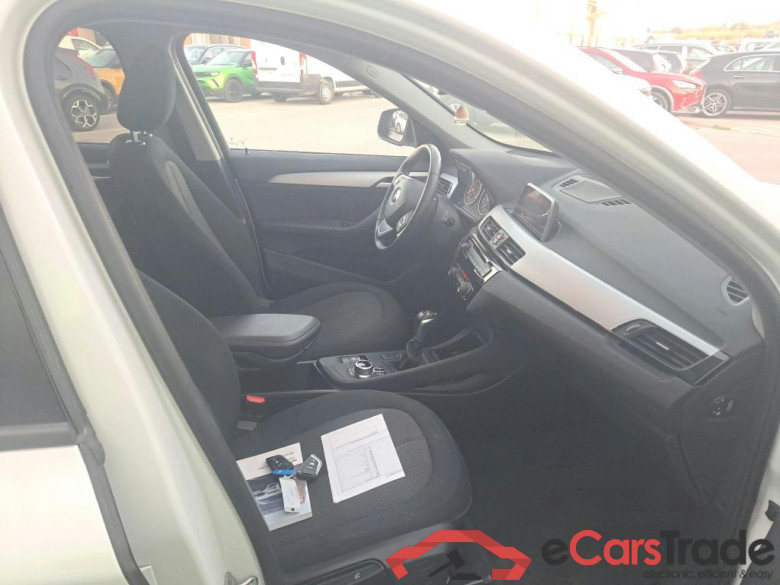 BMW X1 5p 2G todoterreno sDrive18d #6