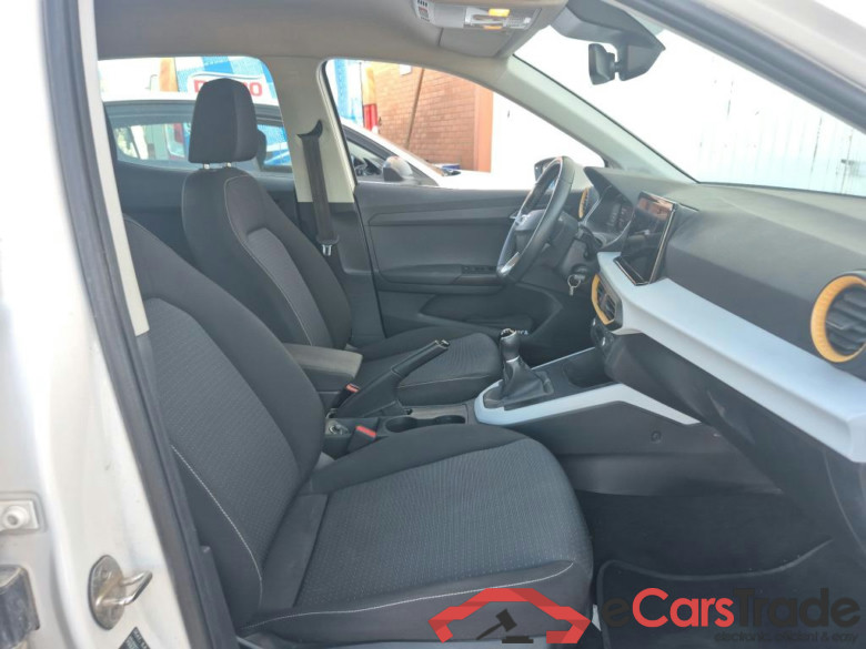 SEAT Arona / 2021 / 5P / todoterreno 1.0 TSI 81kW (110CV) Style XL(SP) #6