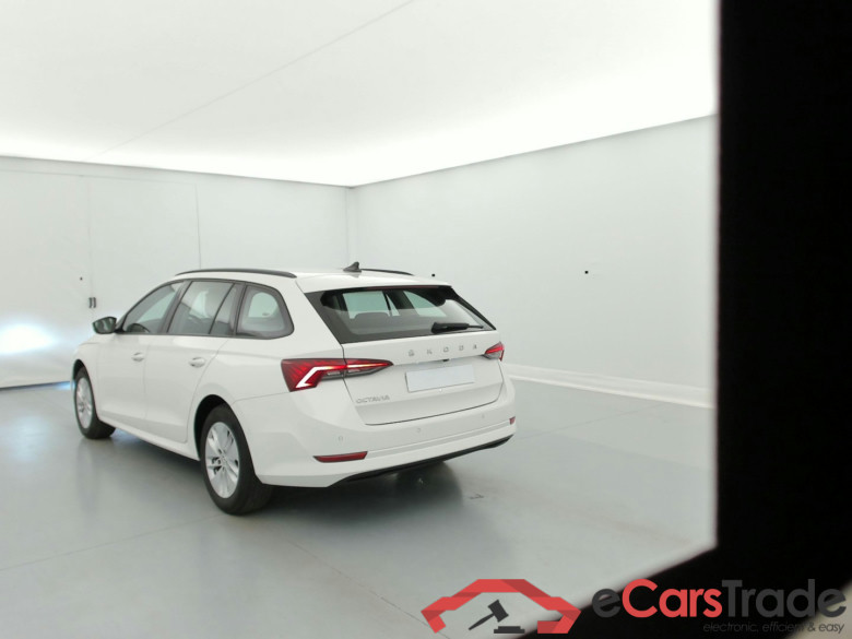 Skoda Octavia Business 2.0 TDI 150 CH DSG7 #5