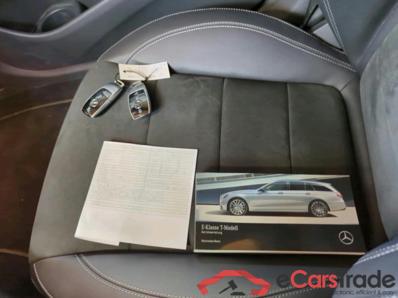 E -Klasse T-Modell E 300 de 4Matic (213.211)AMG 2.0 AMG Line 225KW AT9 E6d #3