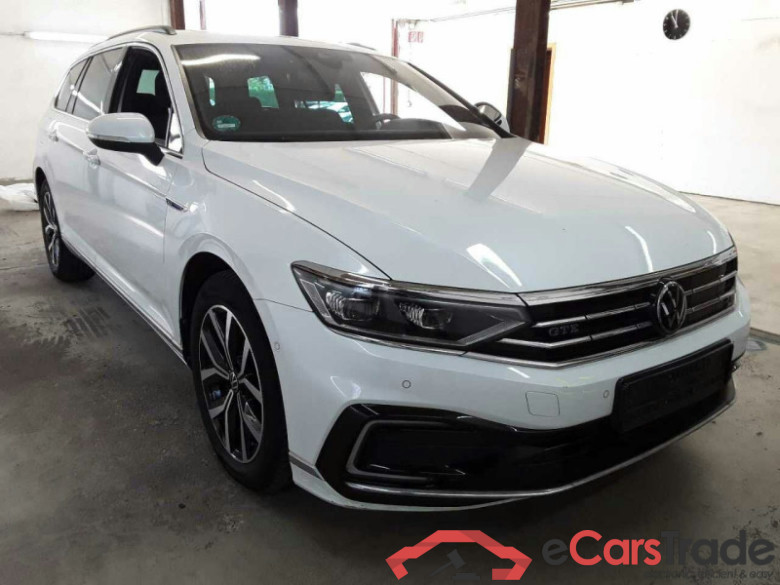 Volkswagen Passat  #1