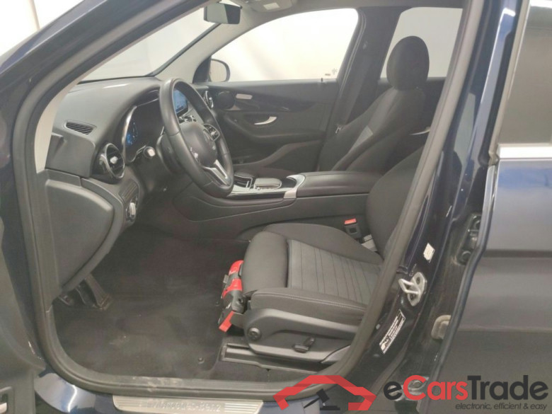 Mercedes-Benz GLC GLC 300 de Business Solution 4MATIC 5d #3