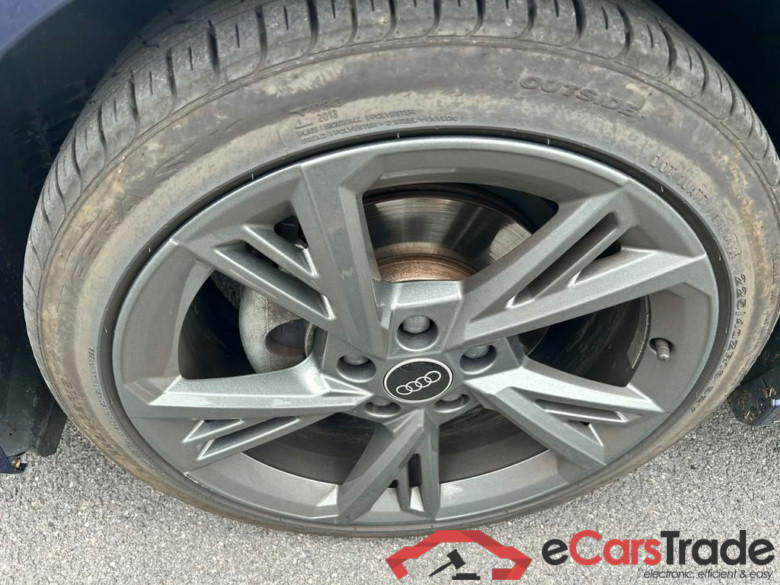 AUDI A3 Sportback Audi A3 Sportback Sport Edition 30 TFSI 81(110) kW(ch) S tronic #4