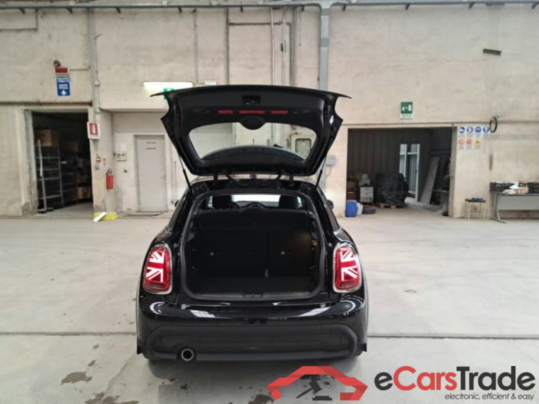 MINI MINI / 2021 / 5P / BERLINA COOPER ESSENTIAL AUTO #5