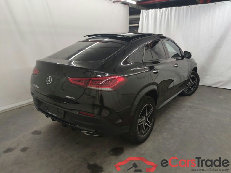 Mercedes-Benz GLE Coupé GLE 300 d 4MATIC 5d #2