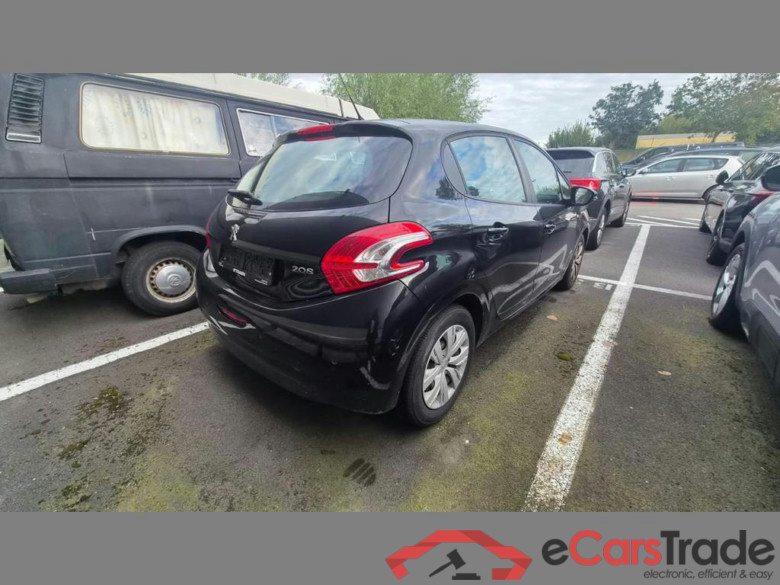 PEUGEOT 208 1.2i Active #3