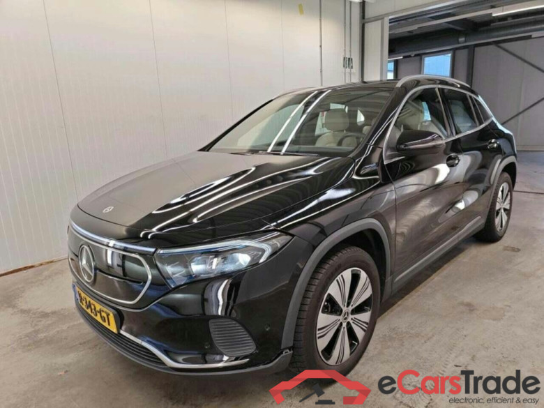 MERCEDES-BENZ EQA 250 Bns Sol. Lux #1