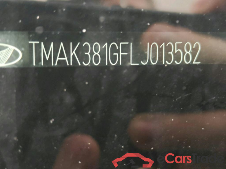 Hyundai KONA Fashion Electric 64 kWh 5d #6