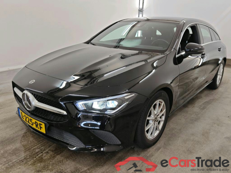 Mercedes-Benz CLA Shooting Brake CLA 180 DCT Business Solution 5d