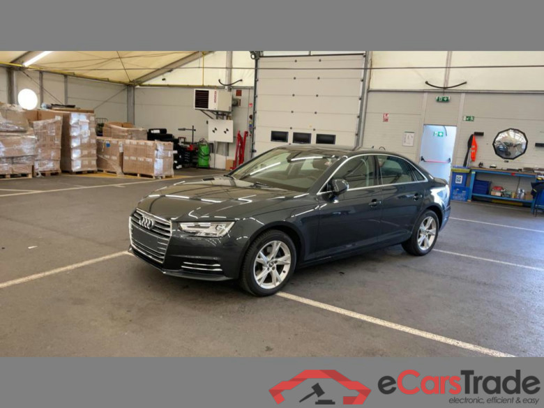 AUDI A4 2.0 TFSI ultra Sport S tronic #1