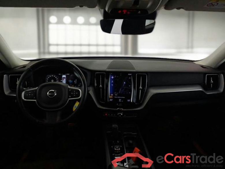 VOLVO XC60 / 2017 / 5P / SUV T6 Plug-in AWD auto Recharge Ins. Exp #3