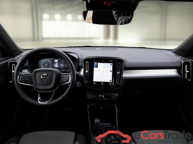 VOLVO XC40 / 2021 / 5P / SUV T4 RECHARGE PLUG-IN AUTO CORE #3