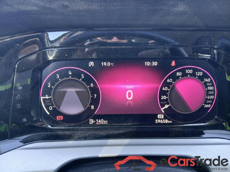 VOLKSWAGEN Golf / 2020 / 5P / berlina con portón Life 1.0 TSI 81kW (110CV) #4