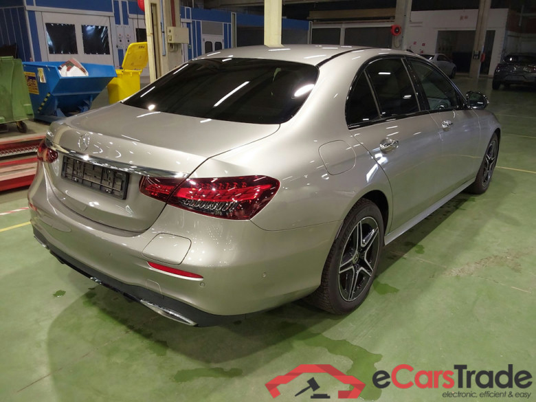 MERCEDES-BENZ E-CLASS BERLINE 2.0 E 300 DE BUSINESS SOLUTION AUTO #4