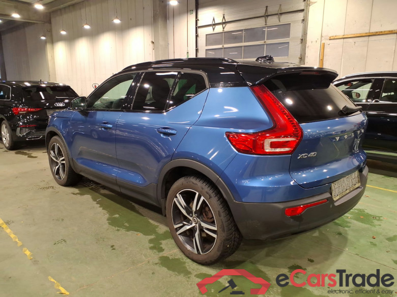 VOLVO XC40 1.5 T5 TE PHEV R-Design DCT STOCK #2